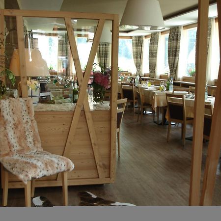ברנזי Hotel Pedretti מראה חיצוני תמונה