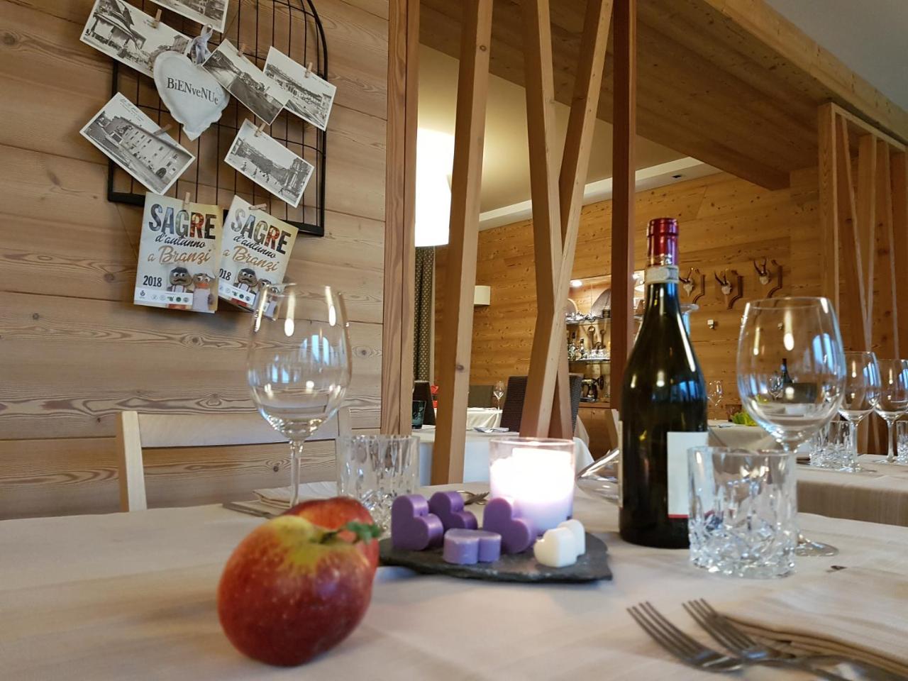 ברנזי Hotel Pedretti מראה חיצוני תמונה